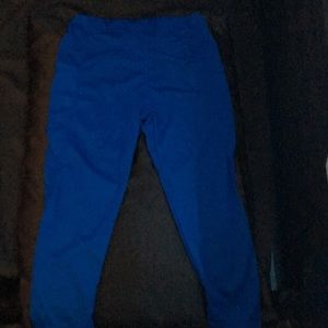 Blue Exercise Leggings with pockets